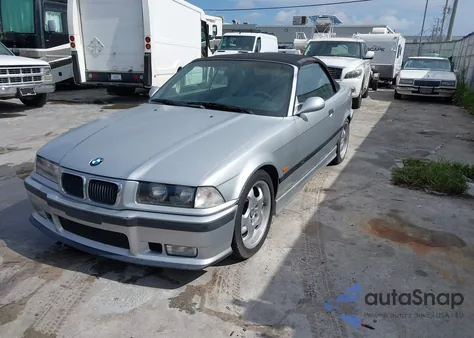 1999 BMW M3 z USA, uszkodzony, nr VIN WBSBK0330XEC41090